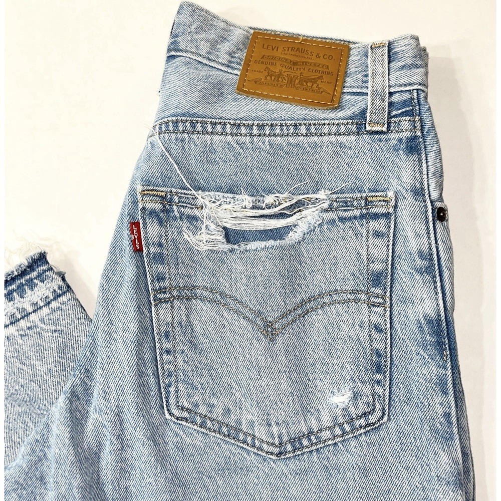 Levis Premium Jeans Womens 24x30 Blue Baggy Dad Fit Wide Leg Skater Distressed - Picture 4 of 8